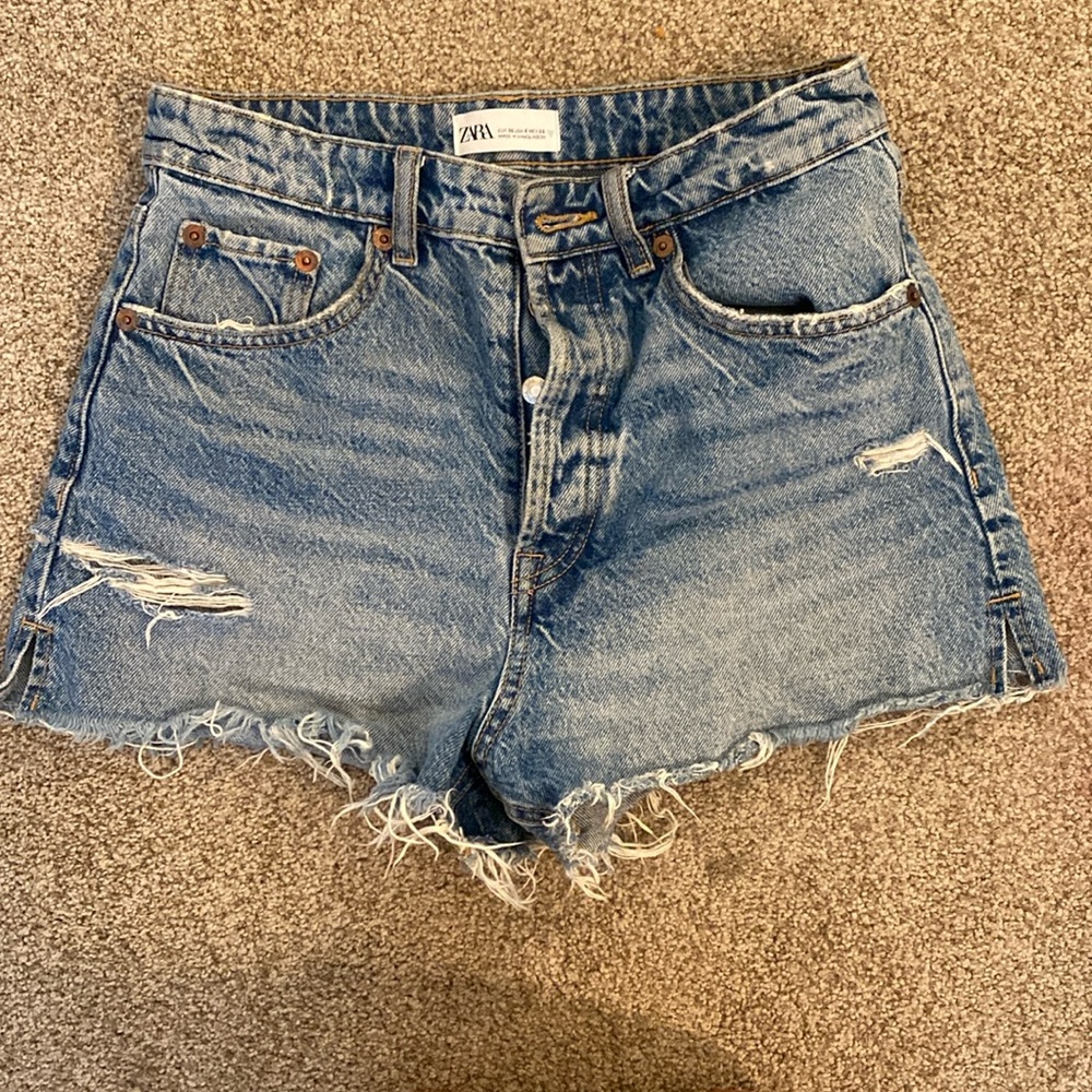 Excellent condition zara cut off high waist shorts